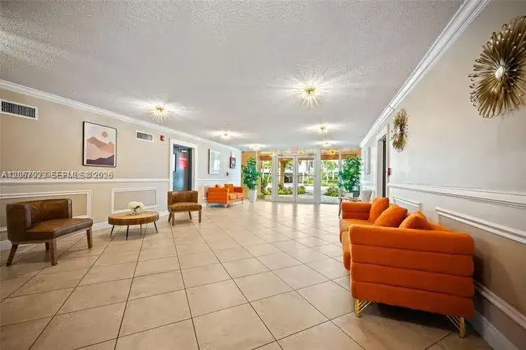 200 178th Dr # 301, Sunny Isles Beach FL 33160 photo 4