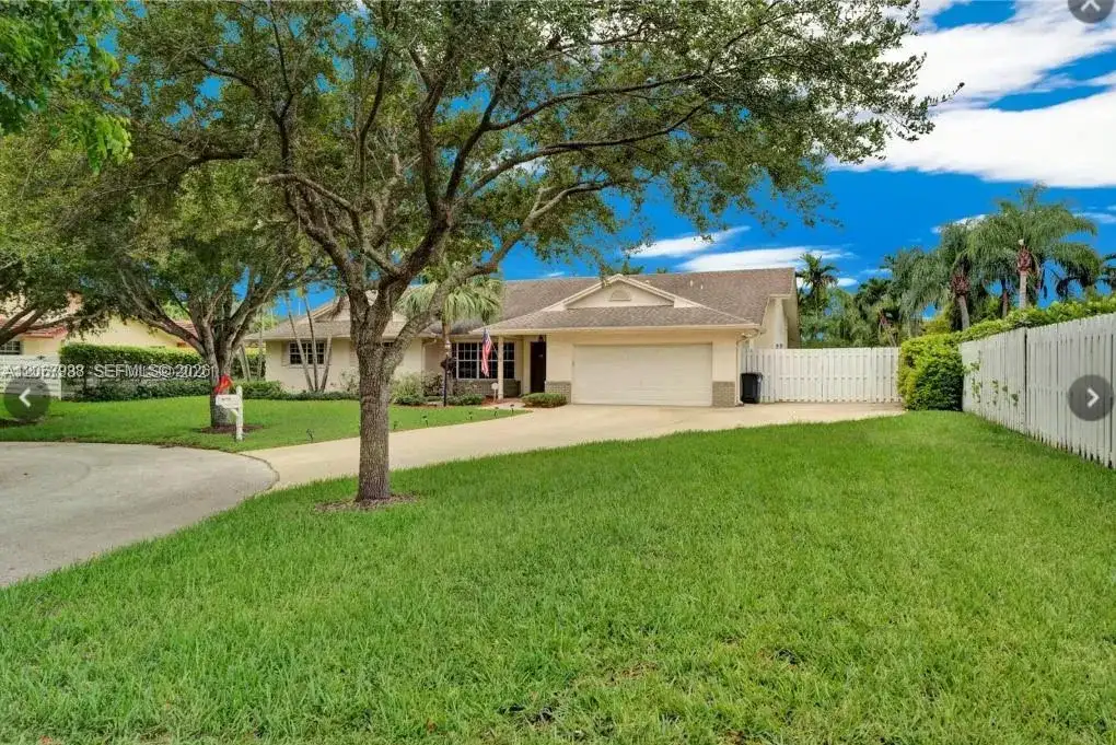 14750 SW 152nd Ct, Miami FL 33196 photo 3