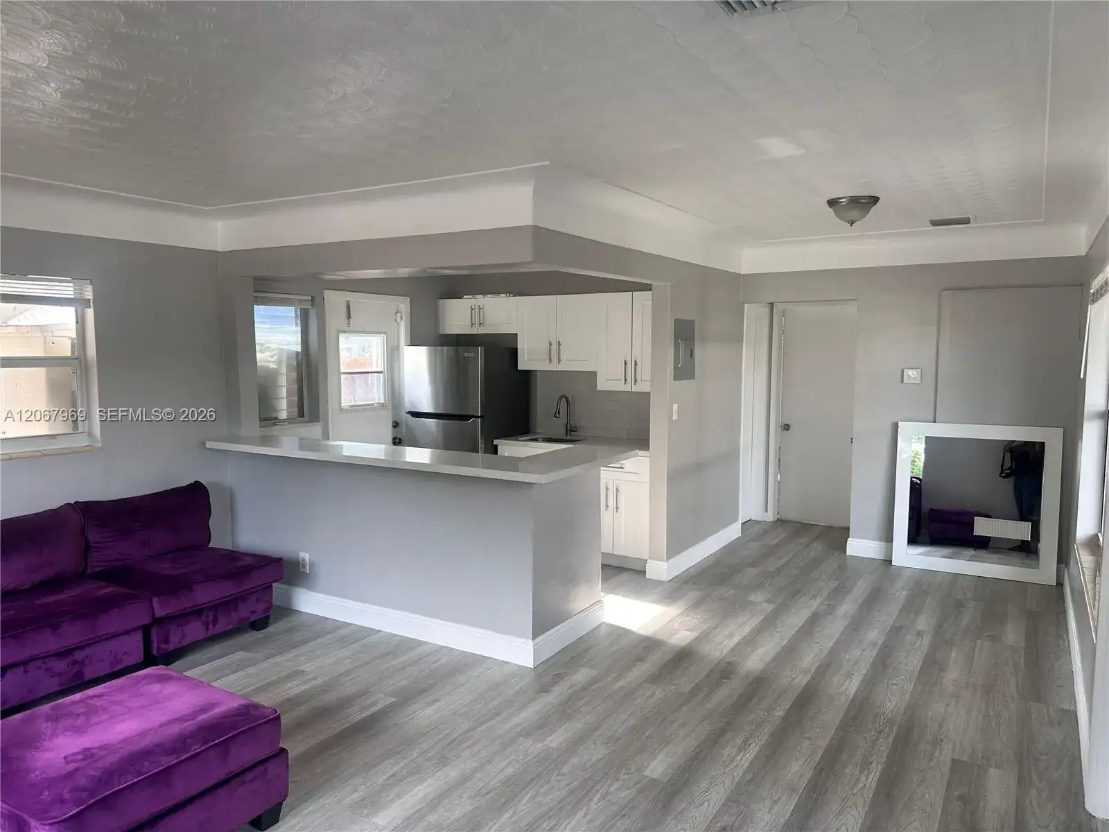 1925 NE 26th St, Wilton Manors FL 33305 photo 4