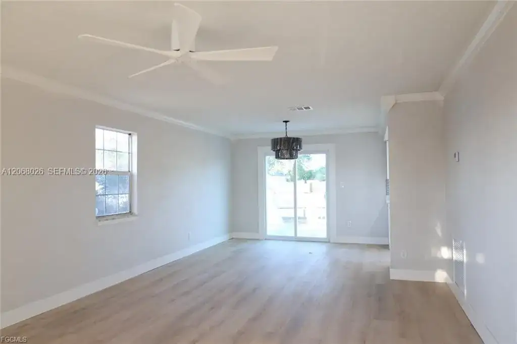 3906 28TH ST SW, Lehigh Acres FL 33976 photo 3