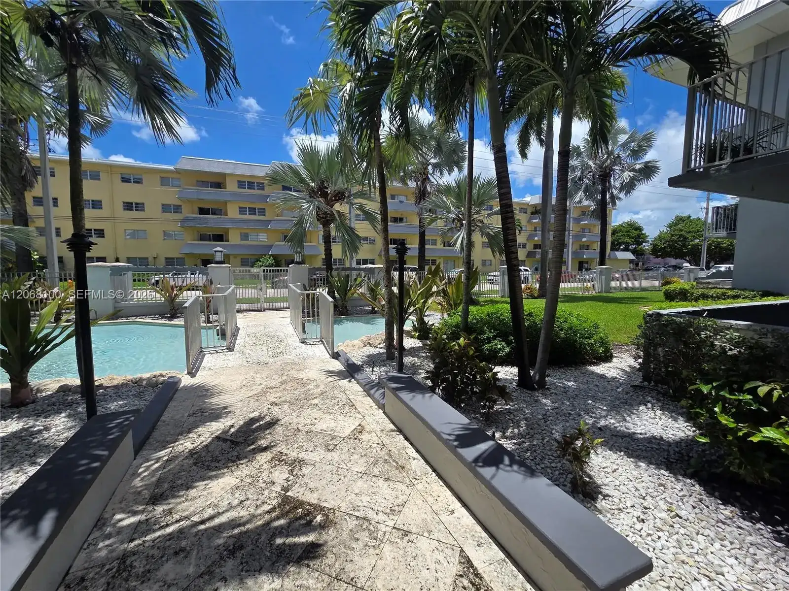 7401 SW 82nd St # 201S, Miami FL 33143 photo 3