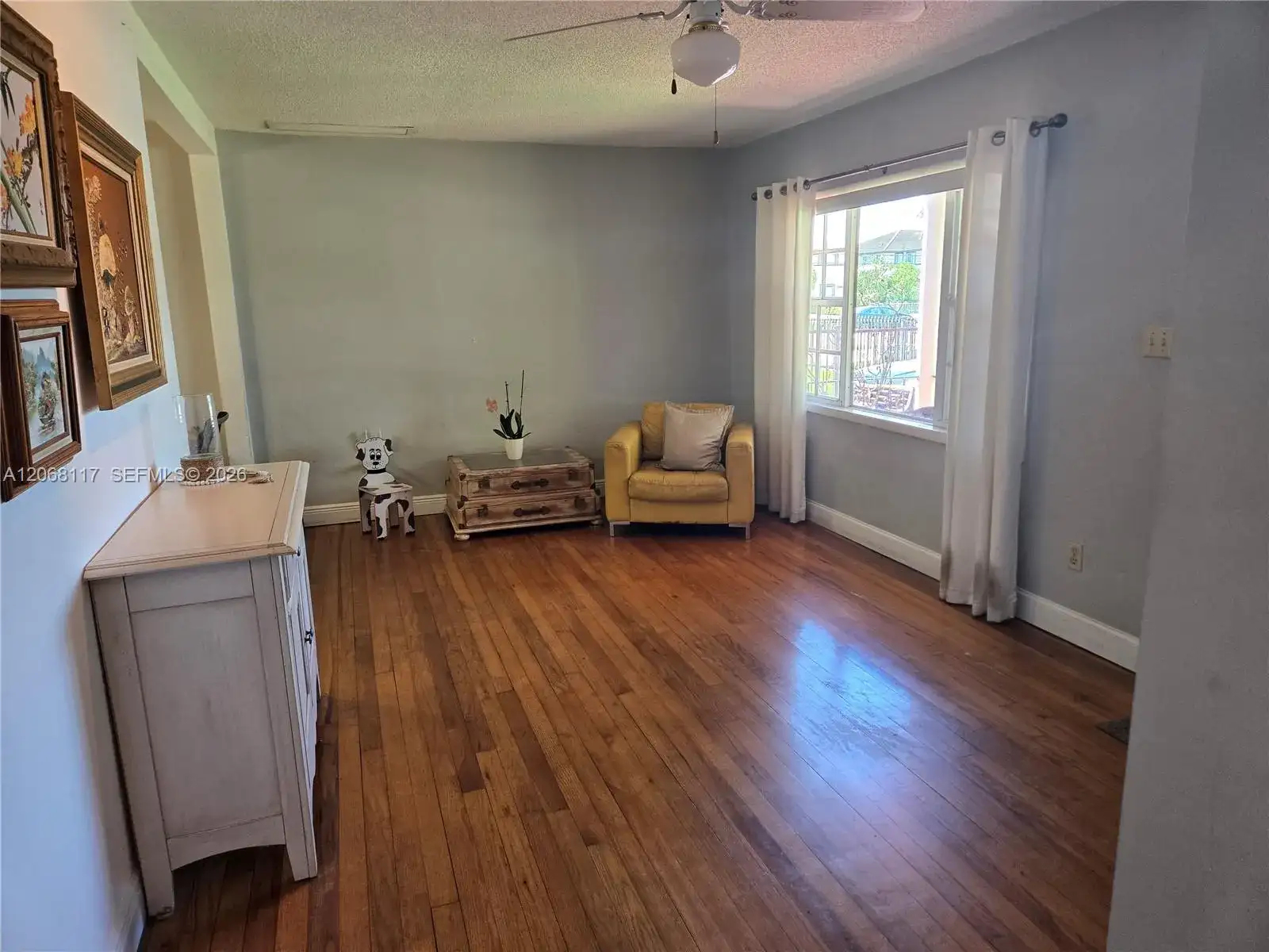6858 SW 39th St, Miami FL 33155 photo 3
