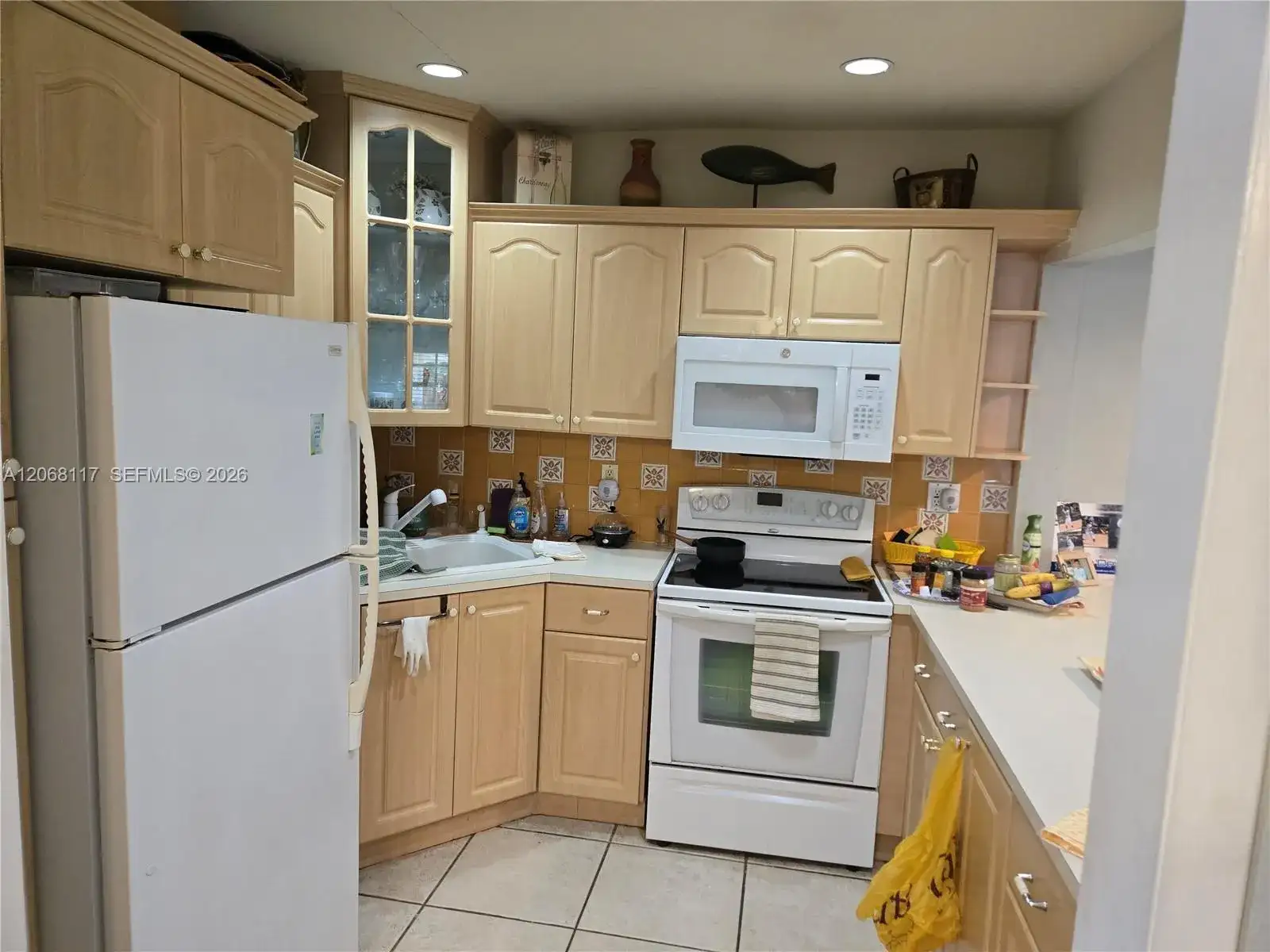 6858 SW 39th St, Miami FL 33155 photo 4
