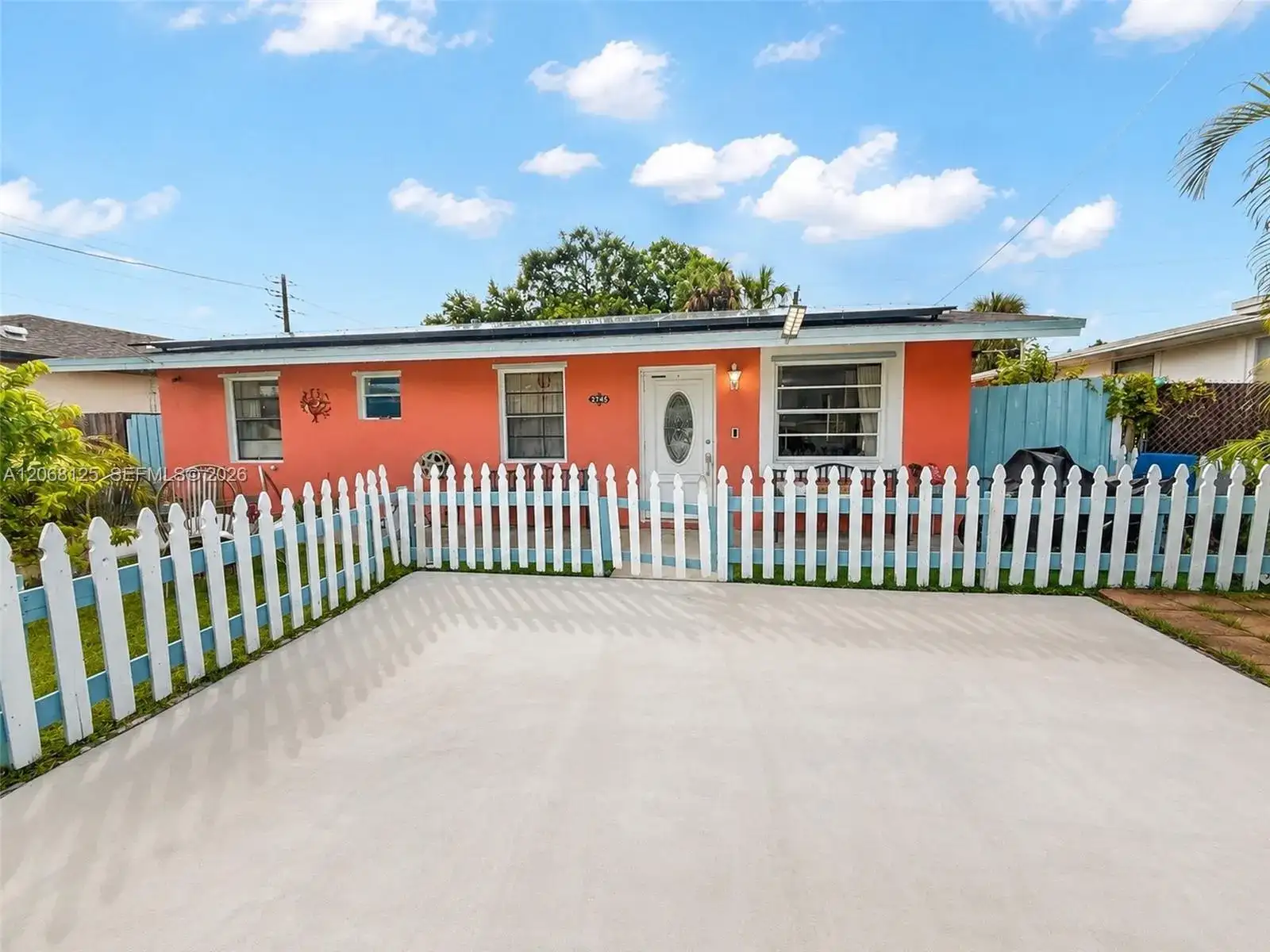 2745 NW 7th Ct, Fort Lauderdale FL 33311 photo 2
