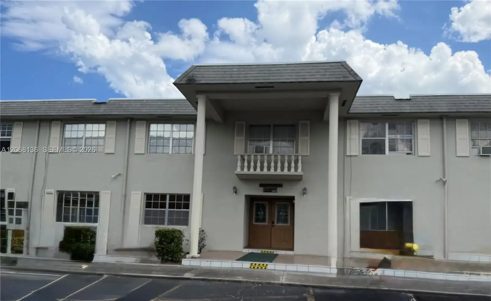 1520 Mckinley St # 108E, Hollywood FL 33020 photo 4