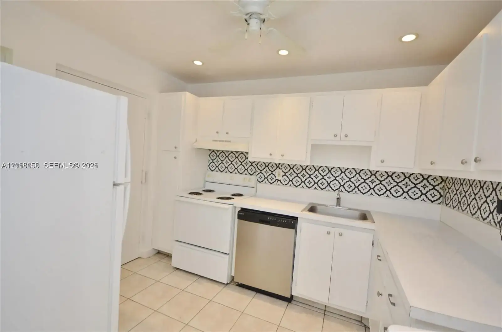 7440 Miami Lakes Dr # F101, Miami Lakes FL 33014 photo 4