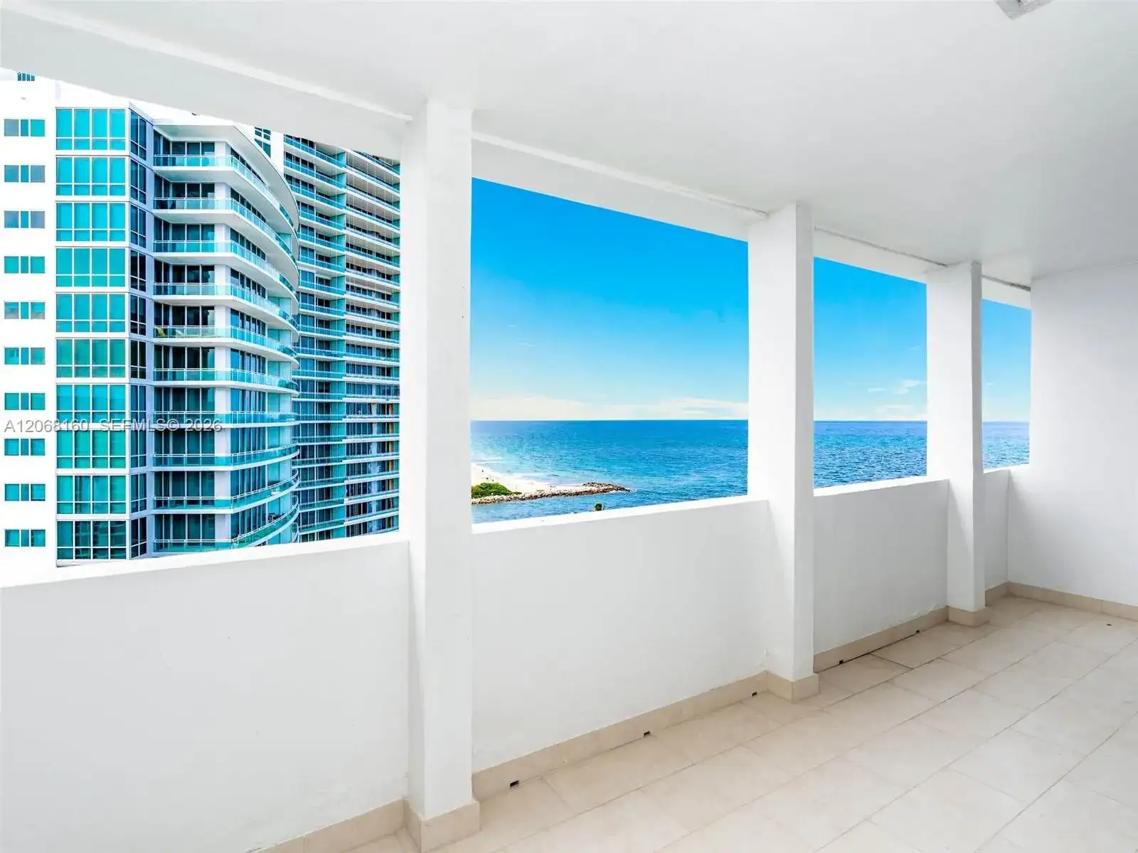 10275 Collins Ave, Bal Harbour FL 33154 photo 2