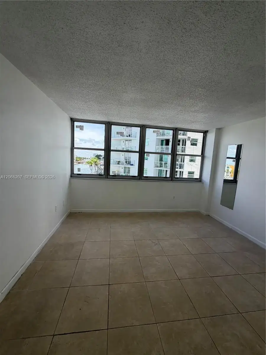 5838 Collins Ave # 4A, Miami Beach FL 33140 photo 4