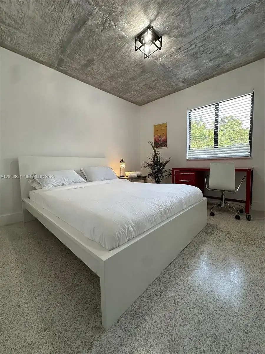 190 NW 69th St # 6, Miami FL 33150 photo 5