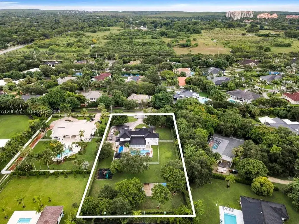 13880 SW 68th Ave, Palmetto Bay FL 33158 photo 2