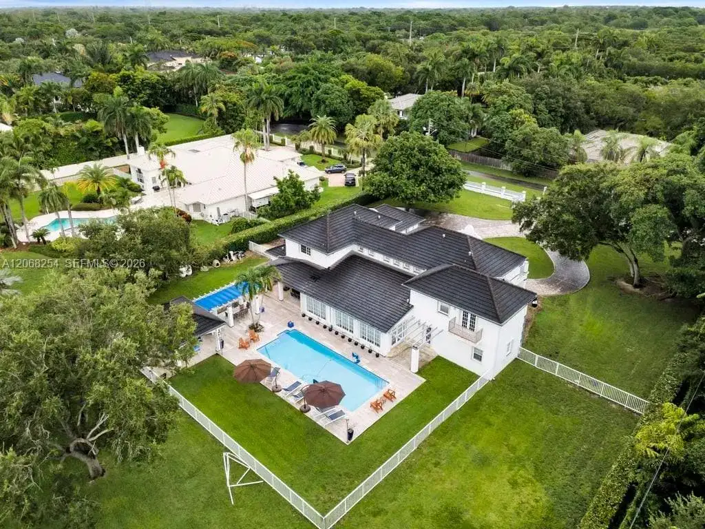 13880 SW 68th Ave, Palmetto Bay FL 33158 photo 5