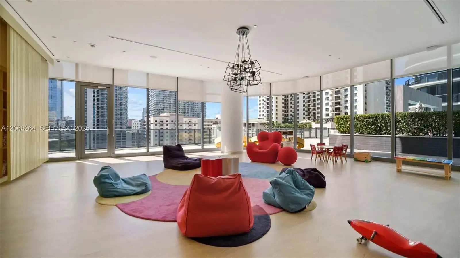 55 SW 9th St # 3509, Miami FL 33130 photo 4