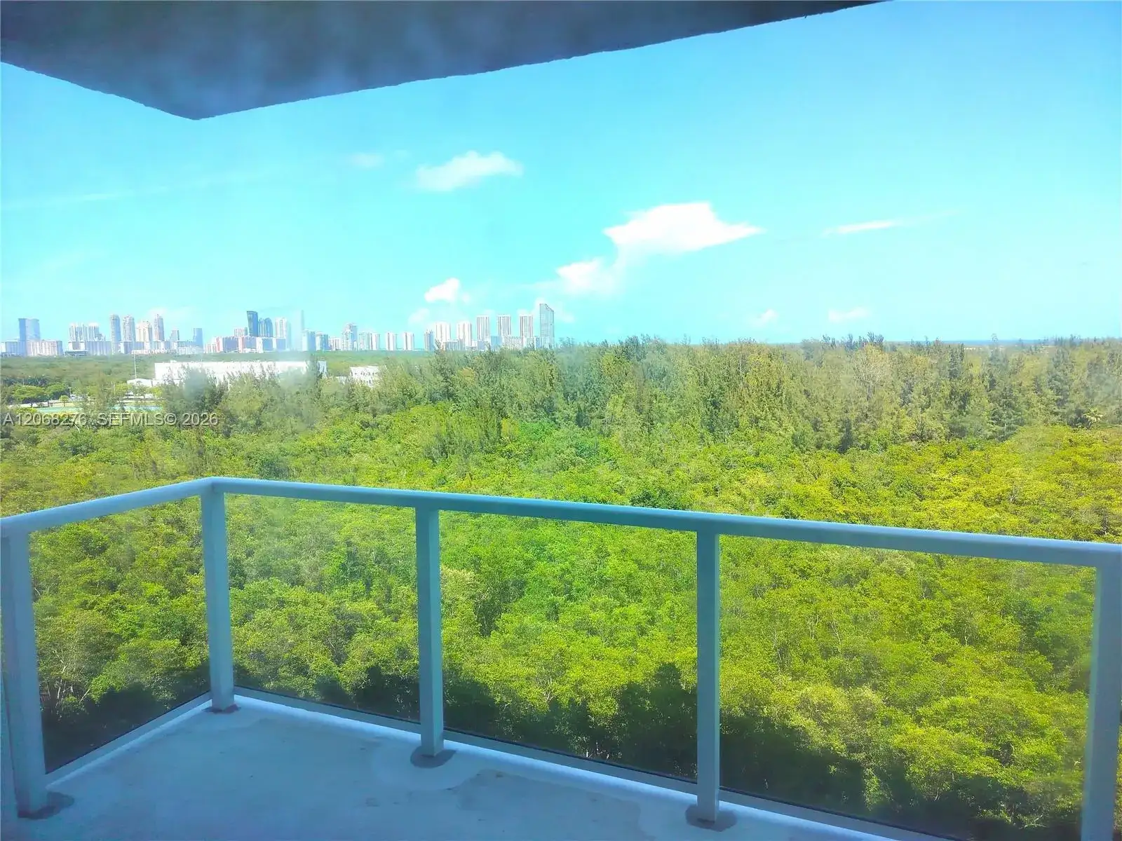 14951 Royal Oaks Ln # 1006, North Miami FL 33181 photo 2