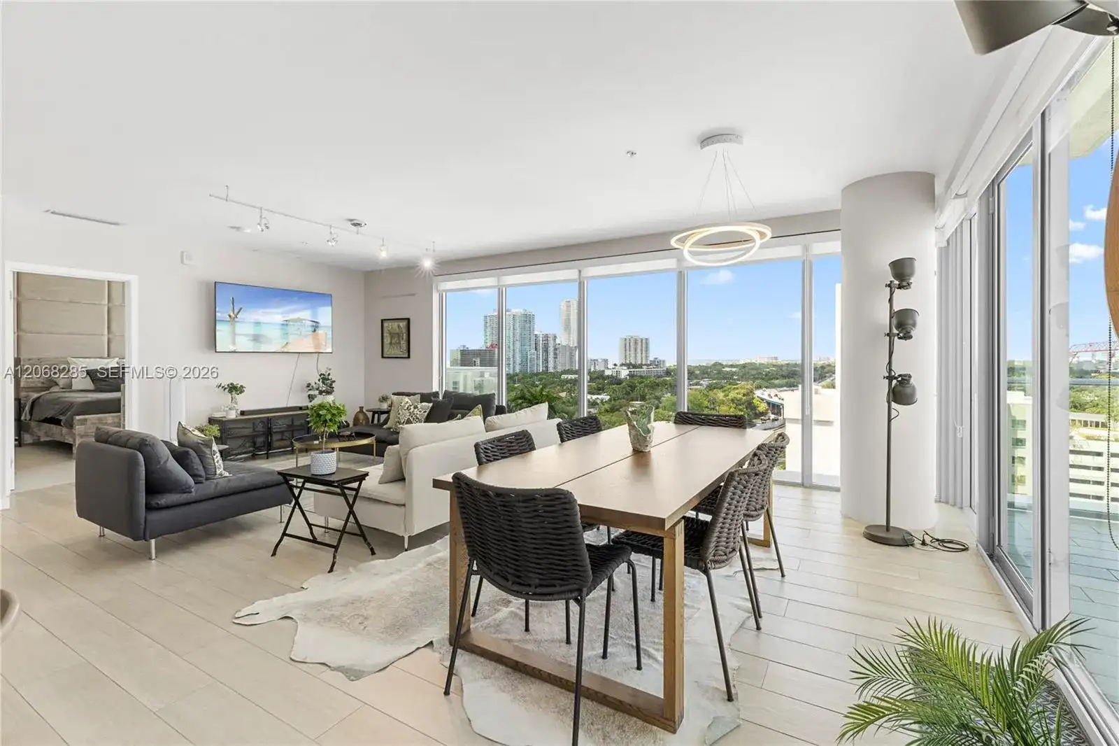 1600 SW 1st Ave # 1202, Miami FL 33129 photo 5