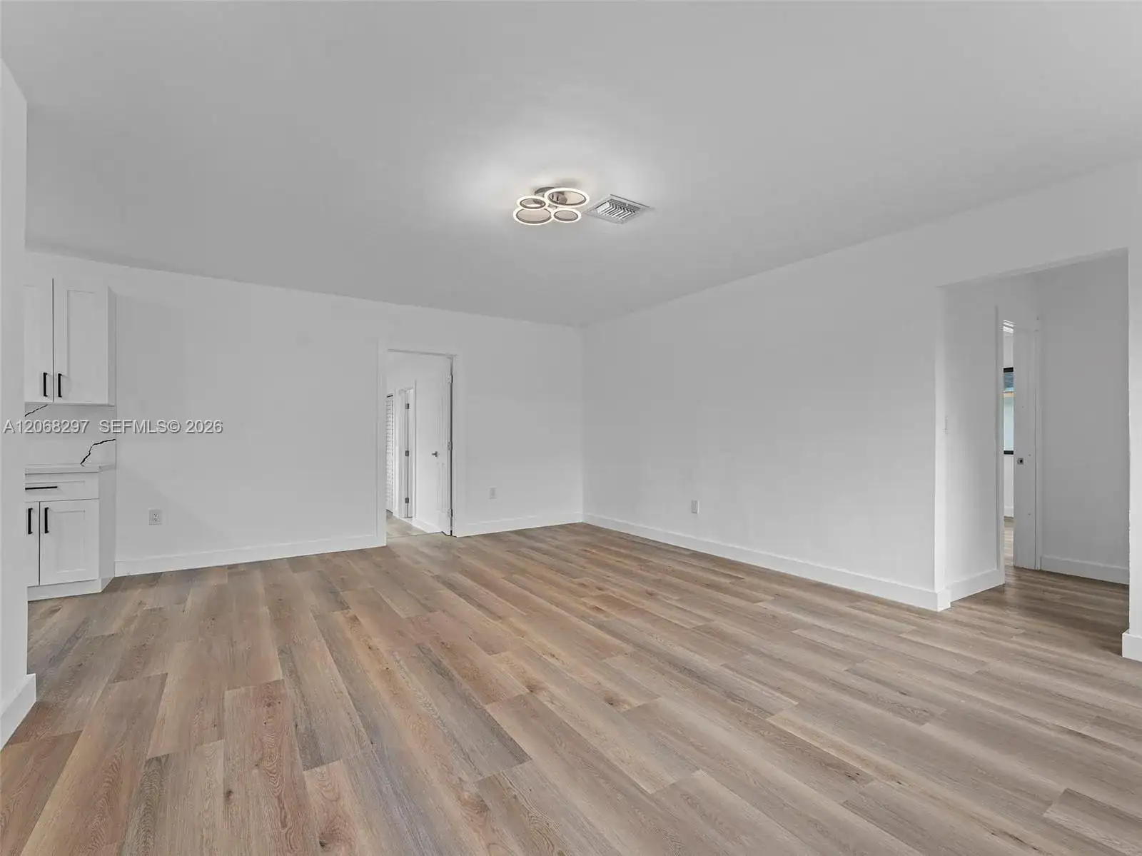 14545 Garden Dr, Miami FL 33168 photo 2