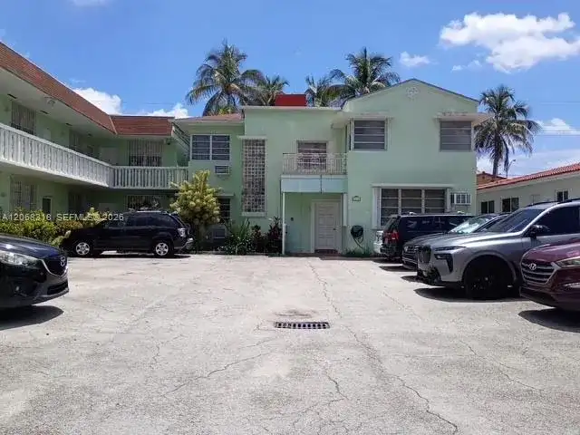 8215 Abbott Ave # 3A, Miami Beach FL 33141 photo 2