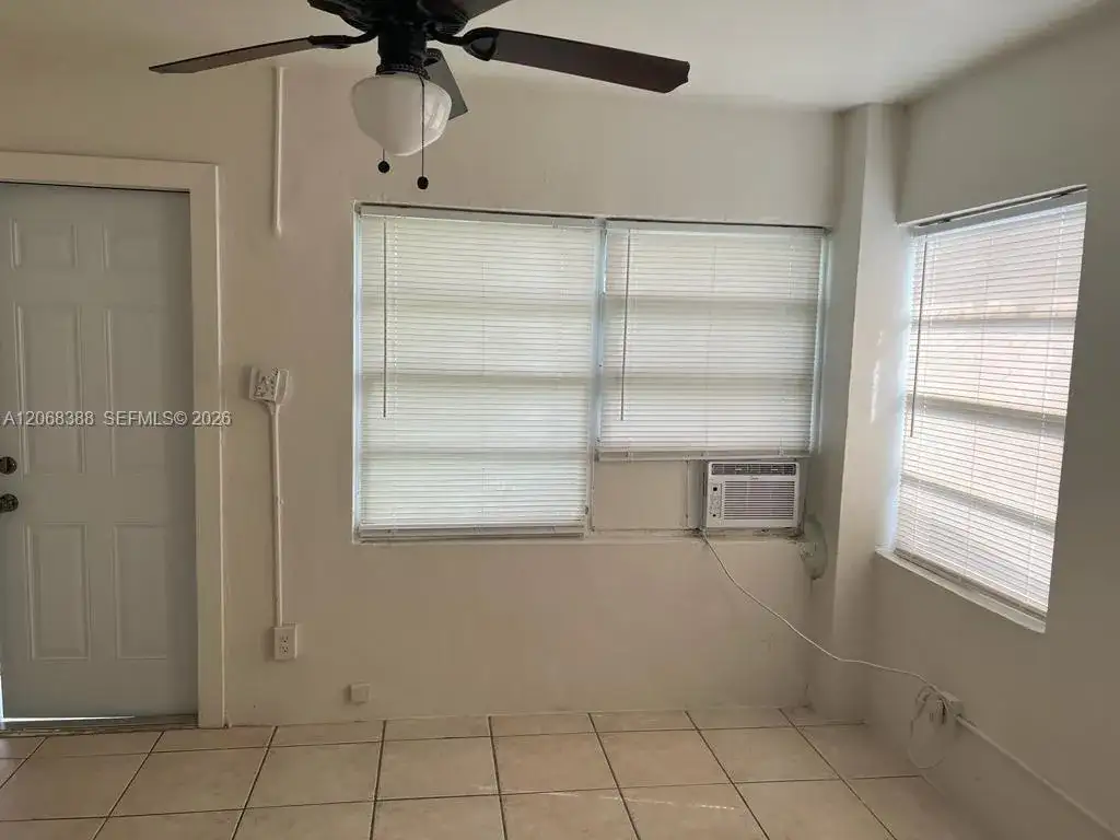321 NE 2nd ST # 3, Hallandale Beach FL 33009 photo 2