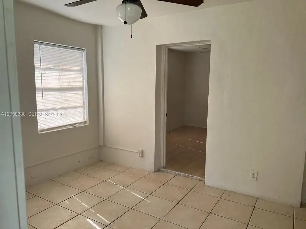 321 NE 2nd ST # 3, Hallandale Beach FL 33009 photo 3