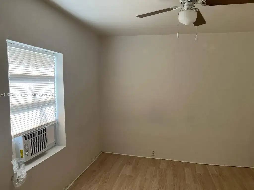 321 NE 2nd ST # 3, Hallandale Beach FL 33009 photo 4