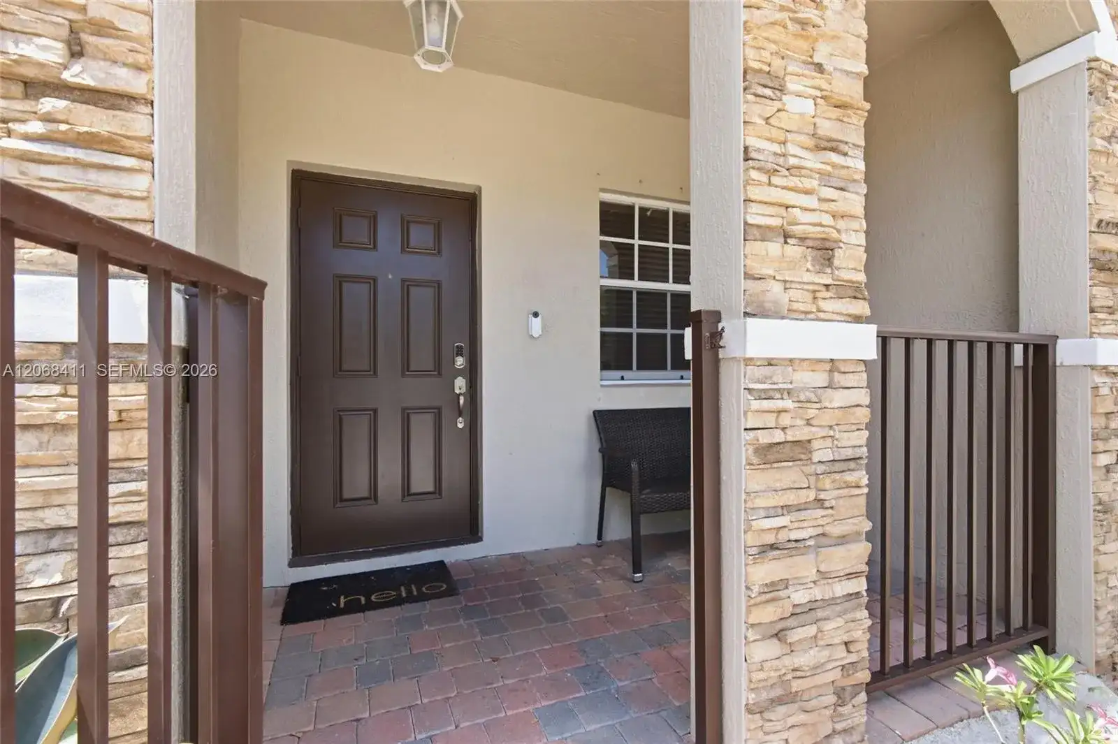 8906 SW 224th Ter, Cutler Bay FL 33190 photo 3