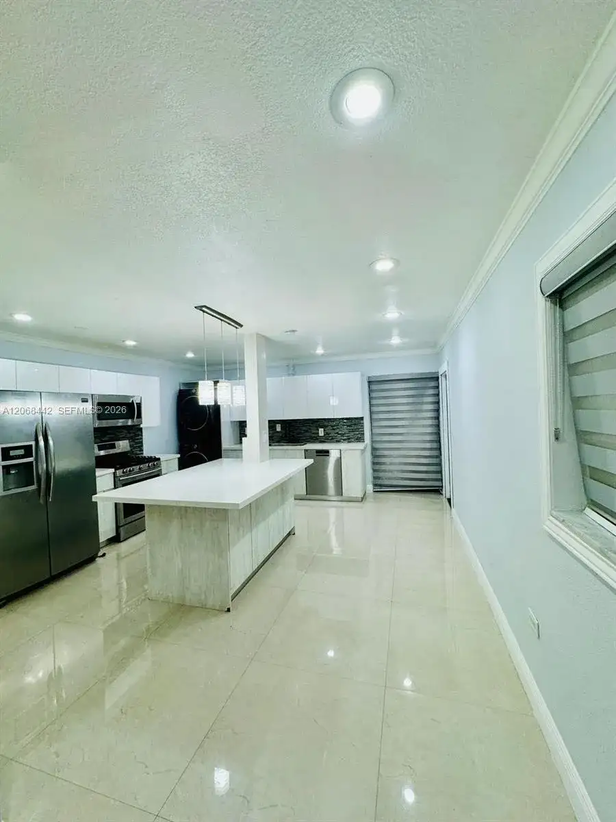 6812 Brookline Dr # 6812, Hialeah FL 33015 photo 4