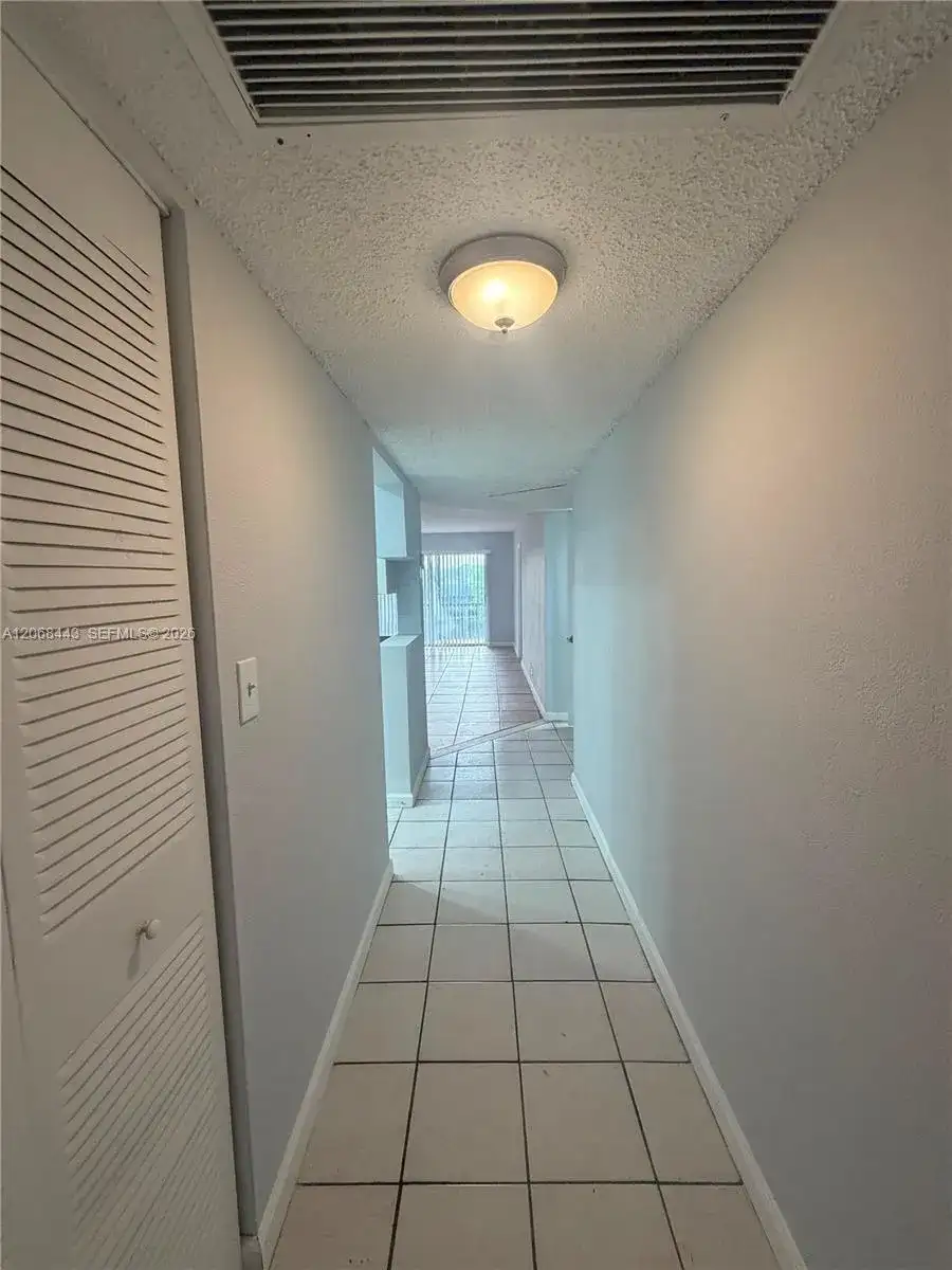8020 N Colony Cir N # 306, Tamarac FL 33321 photo 5