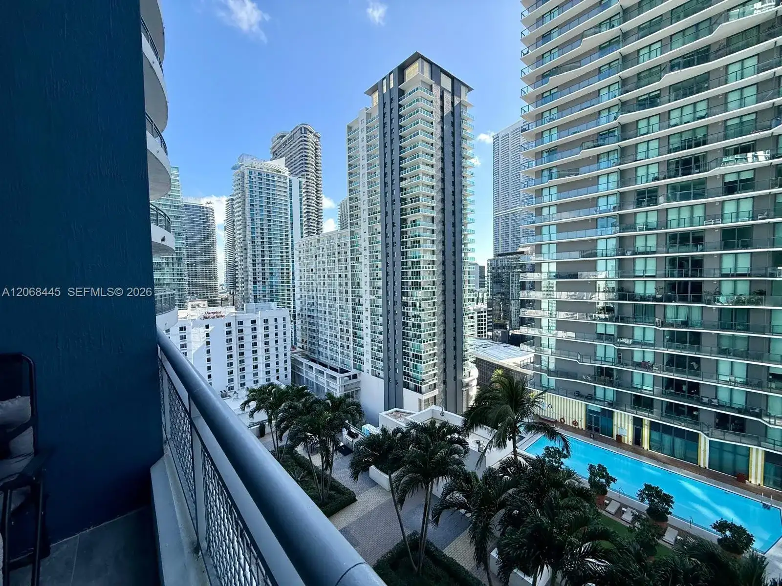 60 SW 13th St # 1618, Miami FL 33130 photo 2