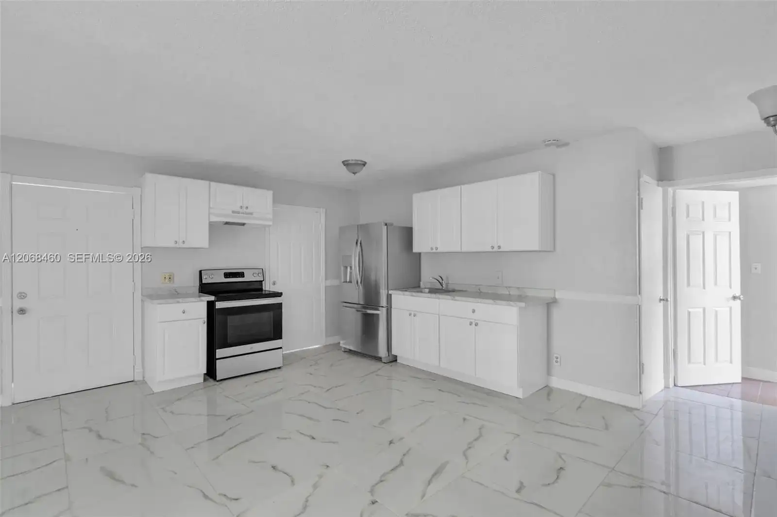 632 SW 16th Ave # D, Fort Lauderdale FL 33312 photo 2