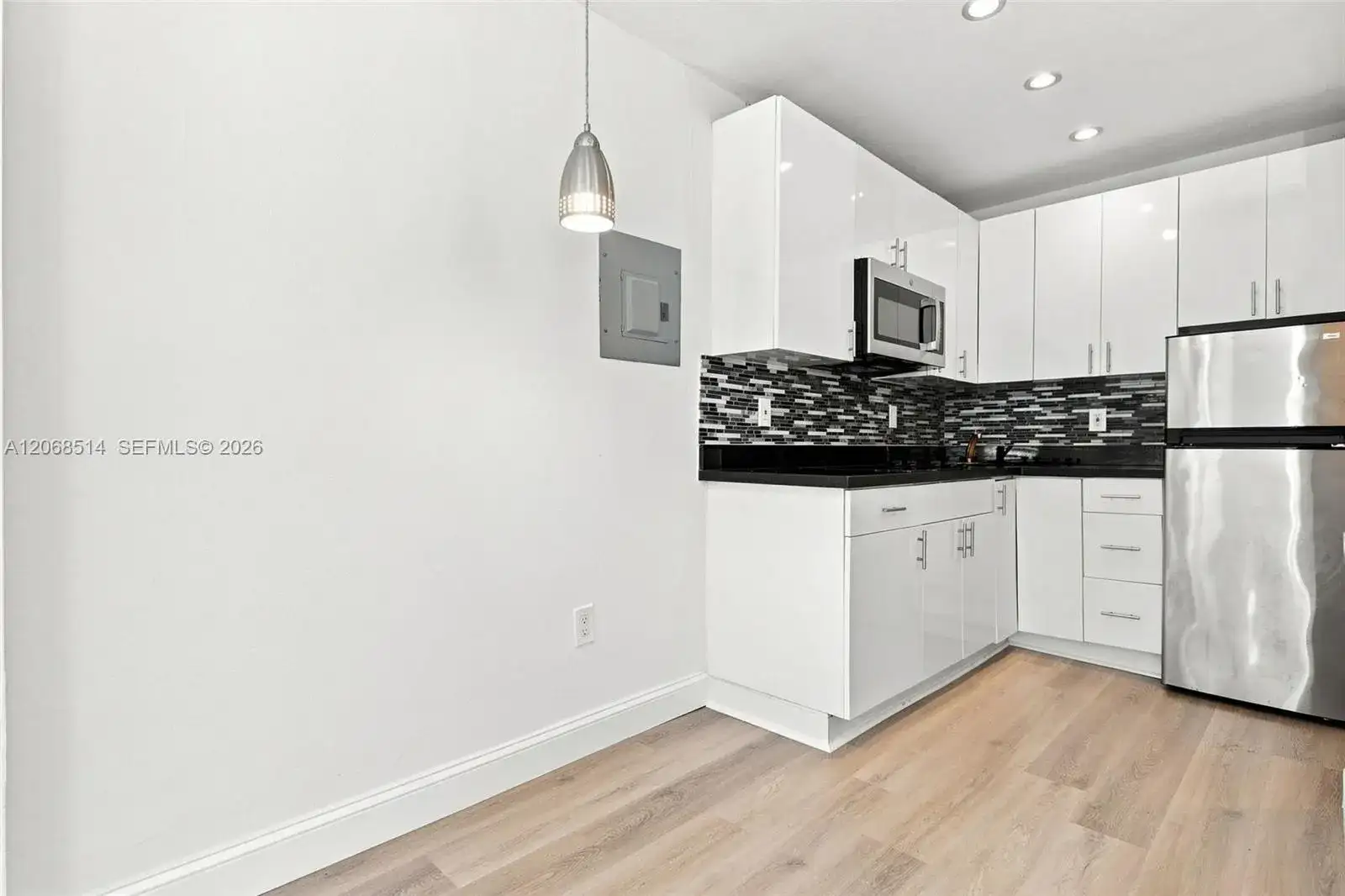 119 Menores Ave # 2, Coral Gables FL 33134 photo 4