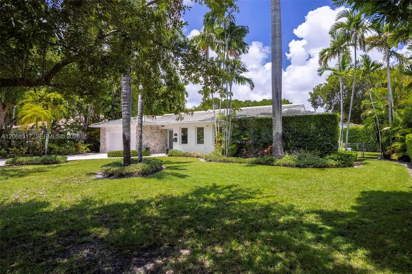 1121 Hardee Rd # 1121, Coral Gables FL 33146 photo 2