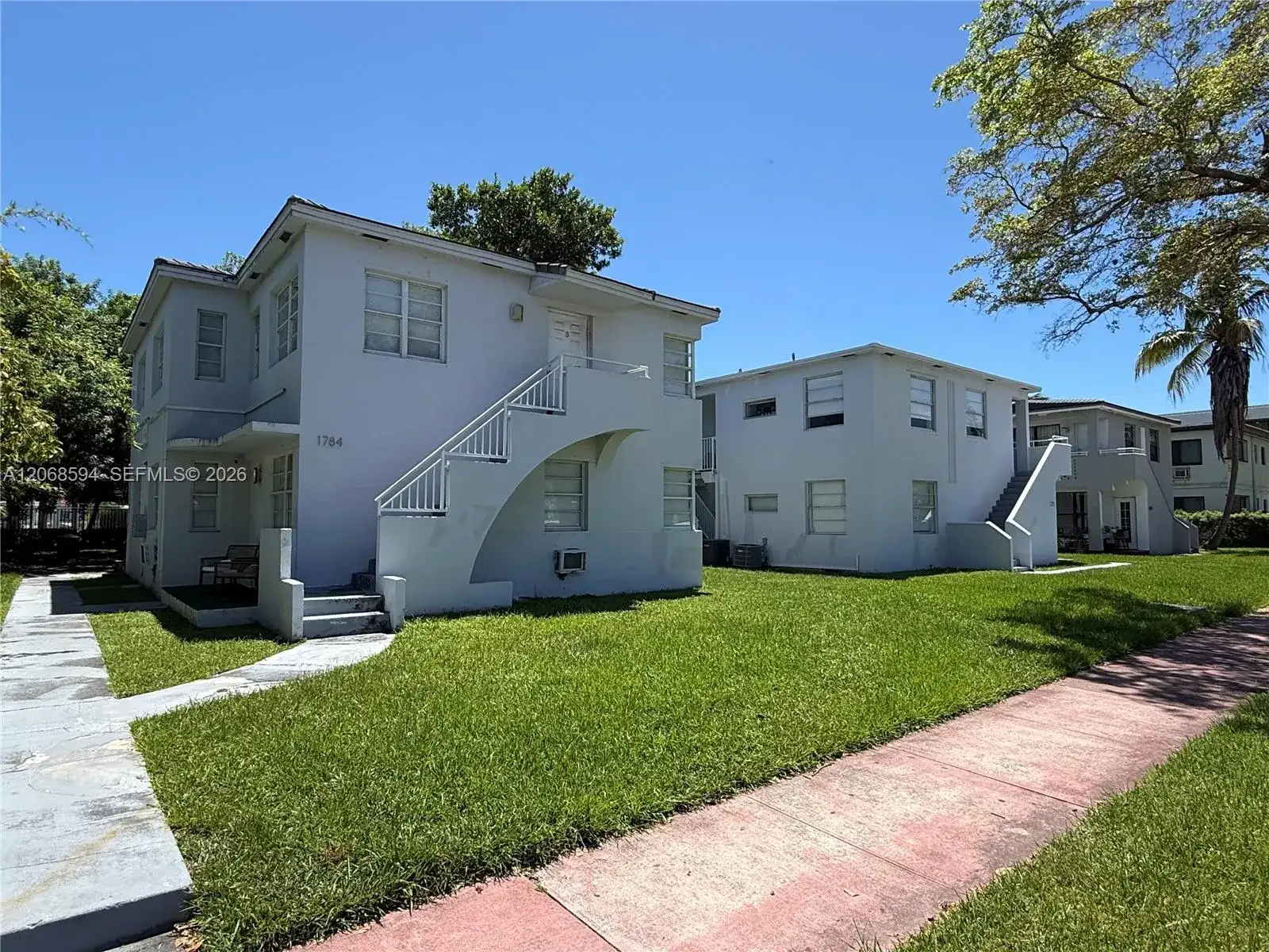 1784 Normandy Dr, Miami Beach FL 33141 photo 2
