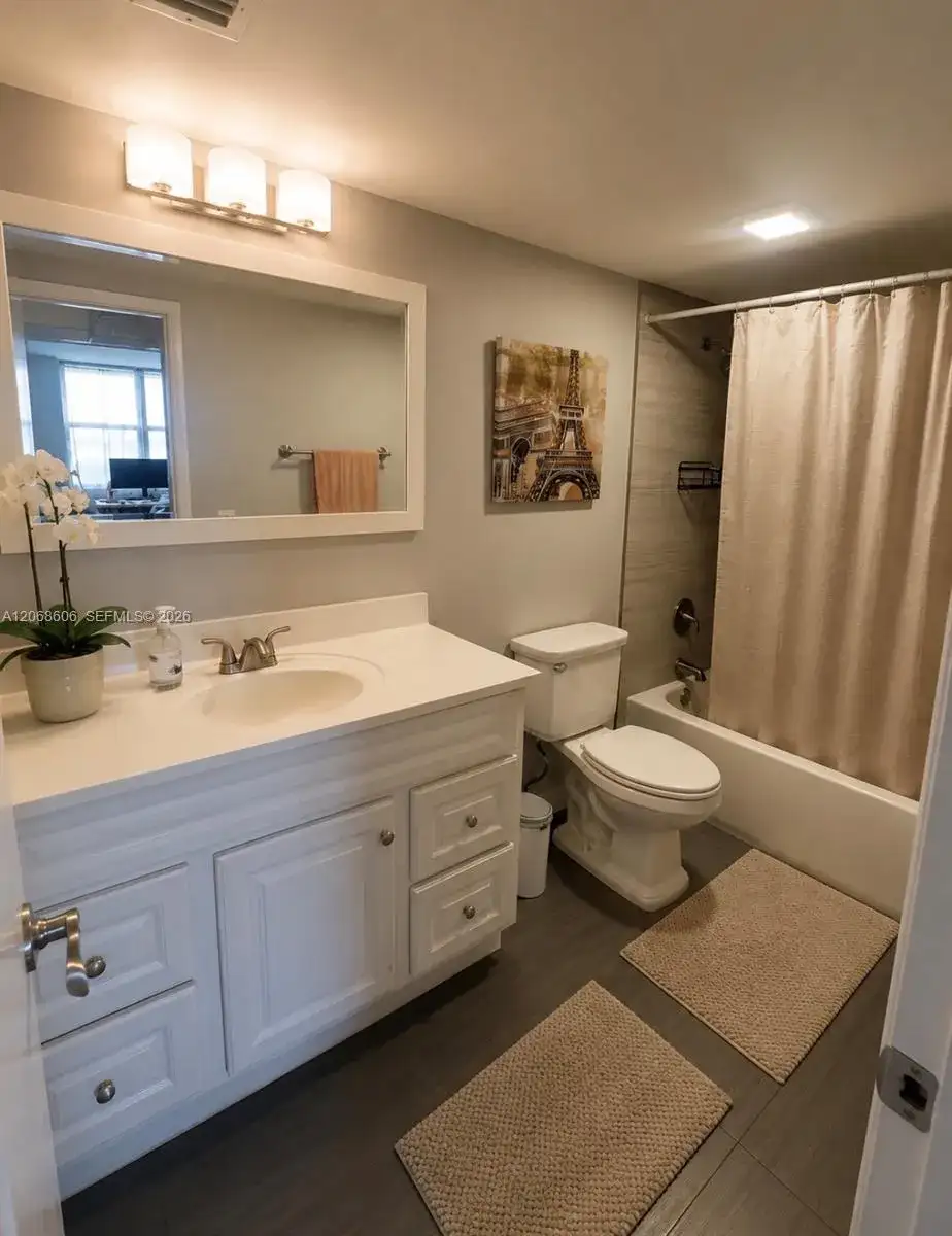 105 Lake Emerald Dr # 503, Oakland Park FL 33309 photo 5