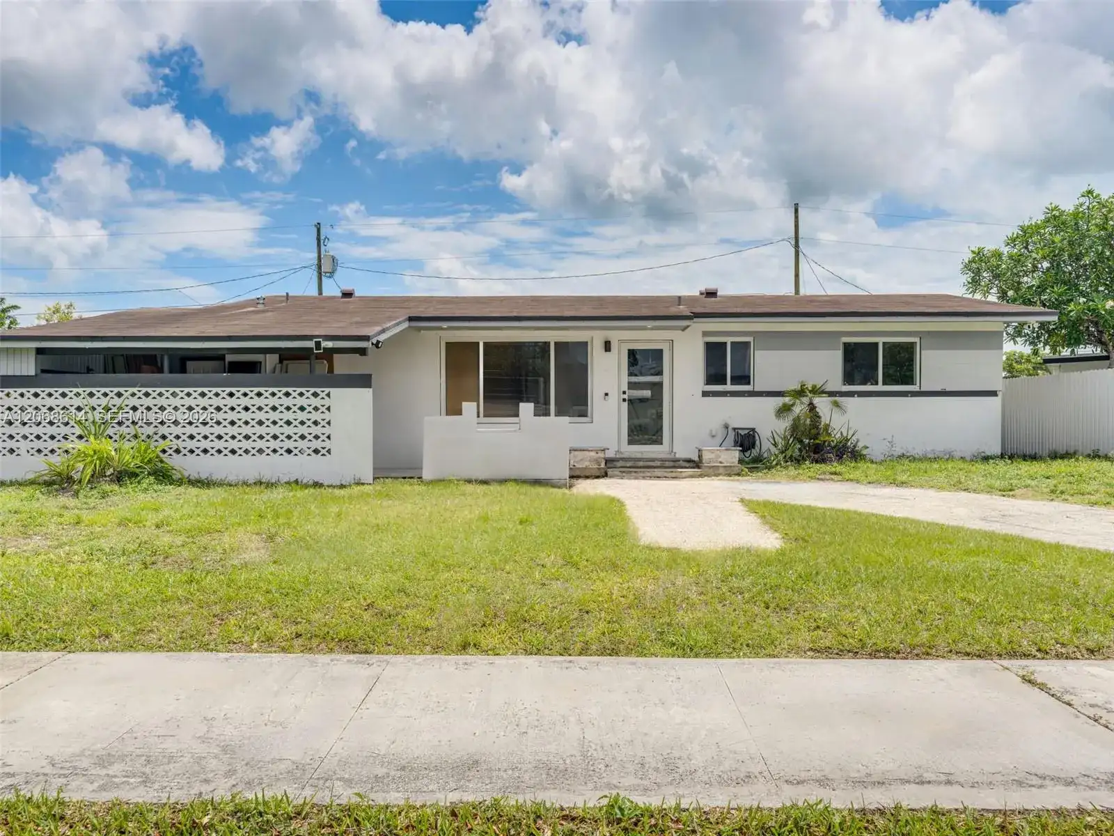 19931 Gulfstream Rd, Cutler Bay FL 33157 photo 2
