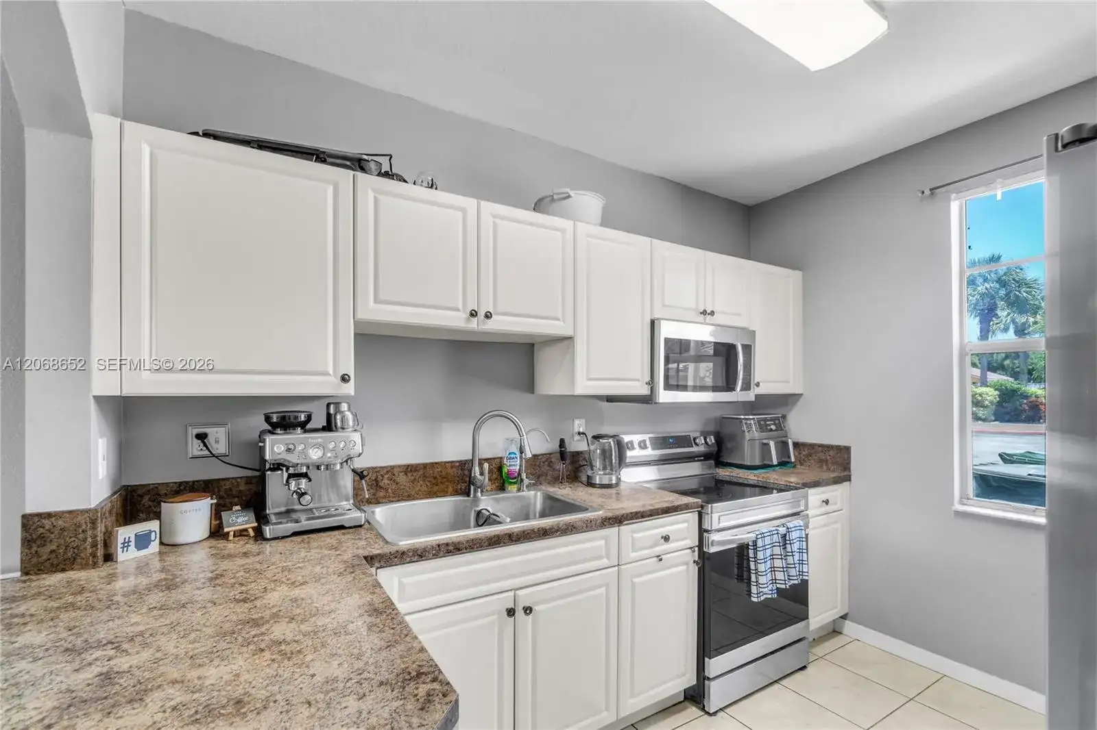120 SE 6th Rd, Homestead FL 33030 photo 4