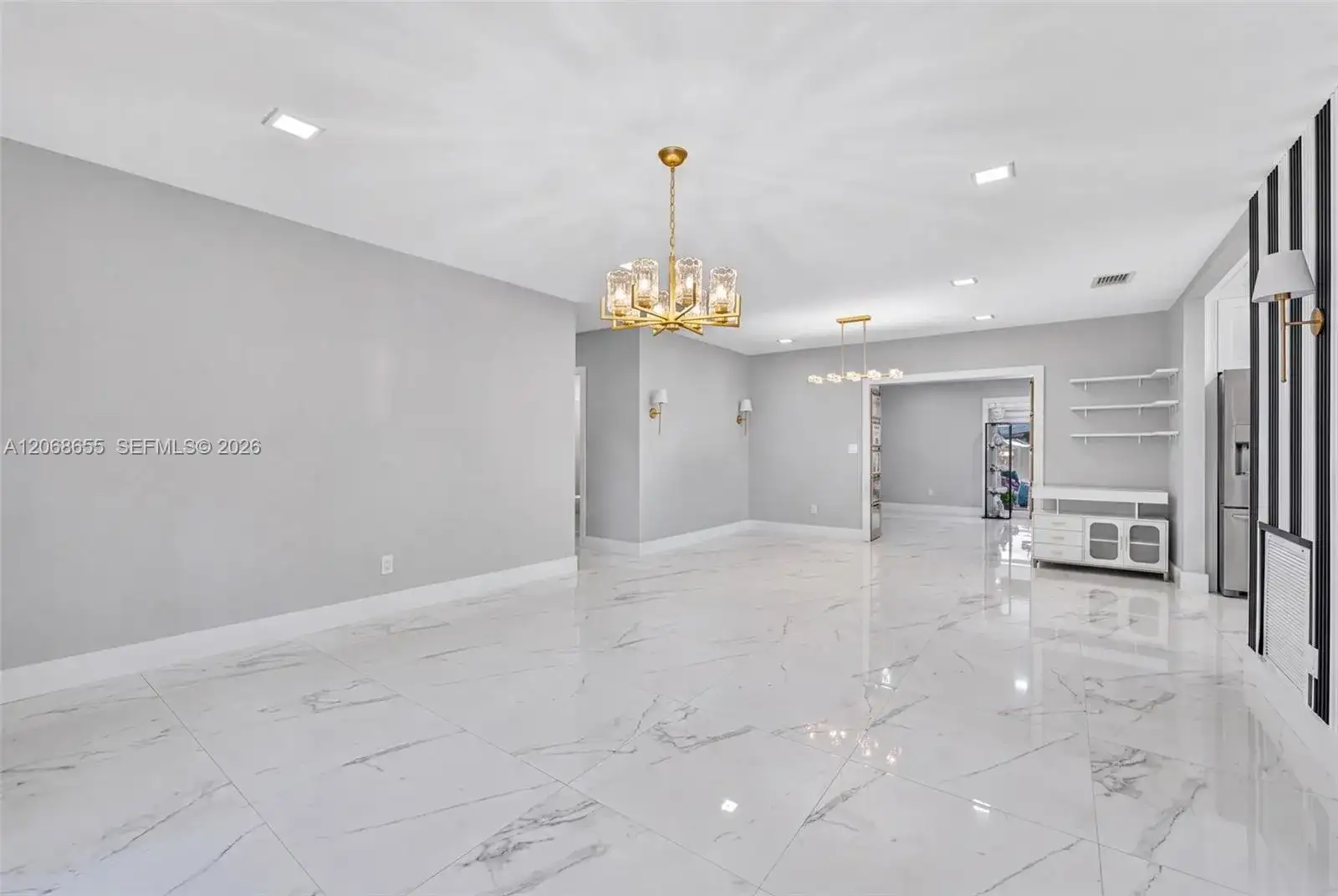 700 W 51st Pl, Hialeah FL 33012 photo 4