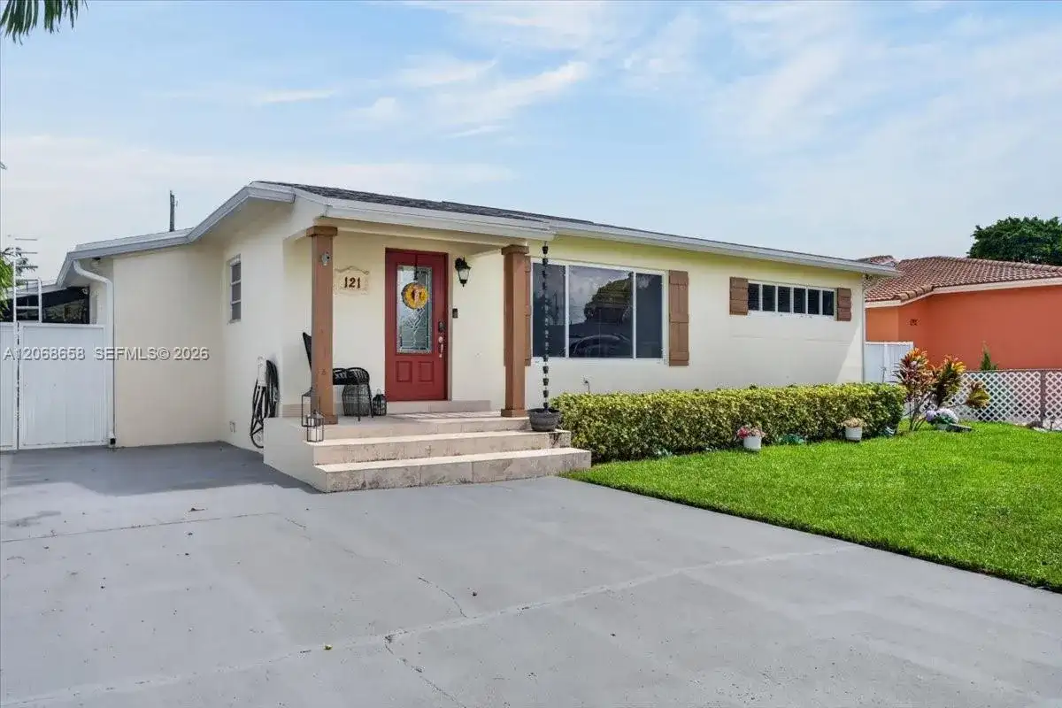 121 E 36th St, Hialeah FL 33013 photo 4