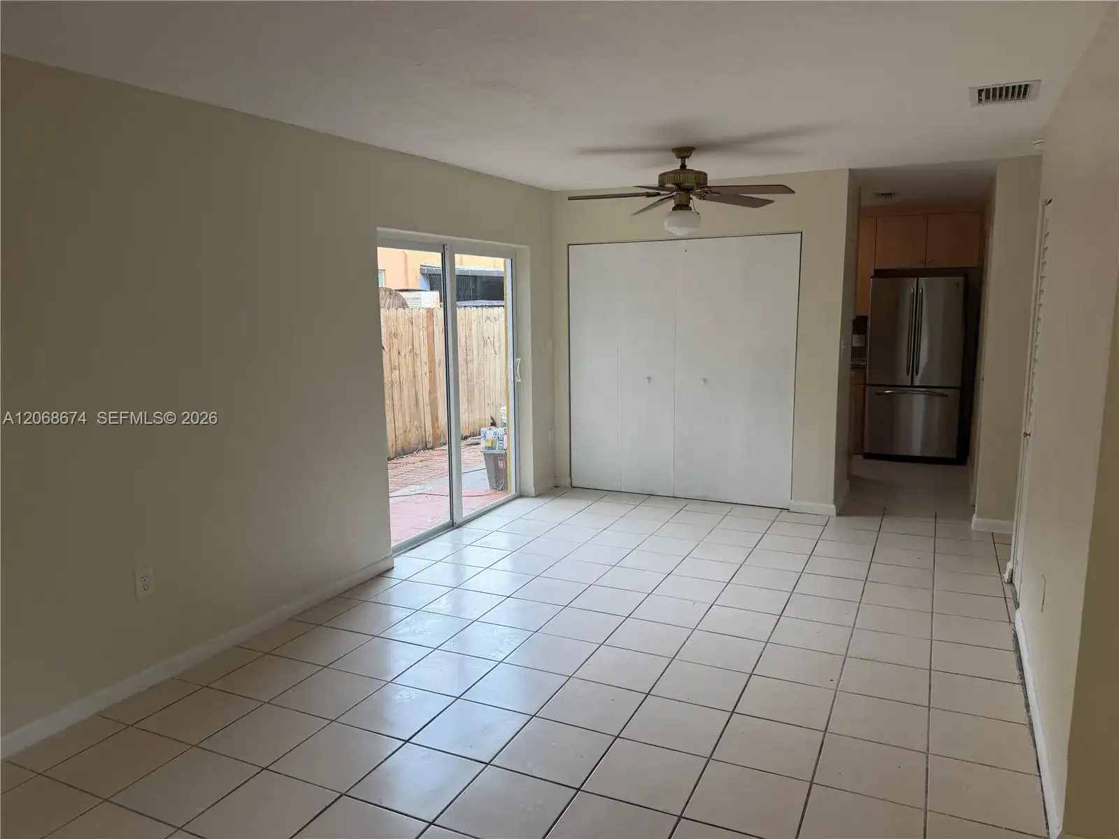 70 SW 14th Ter, Homestead FL 33030 photo 3
