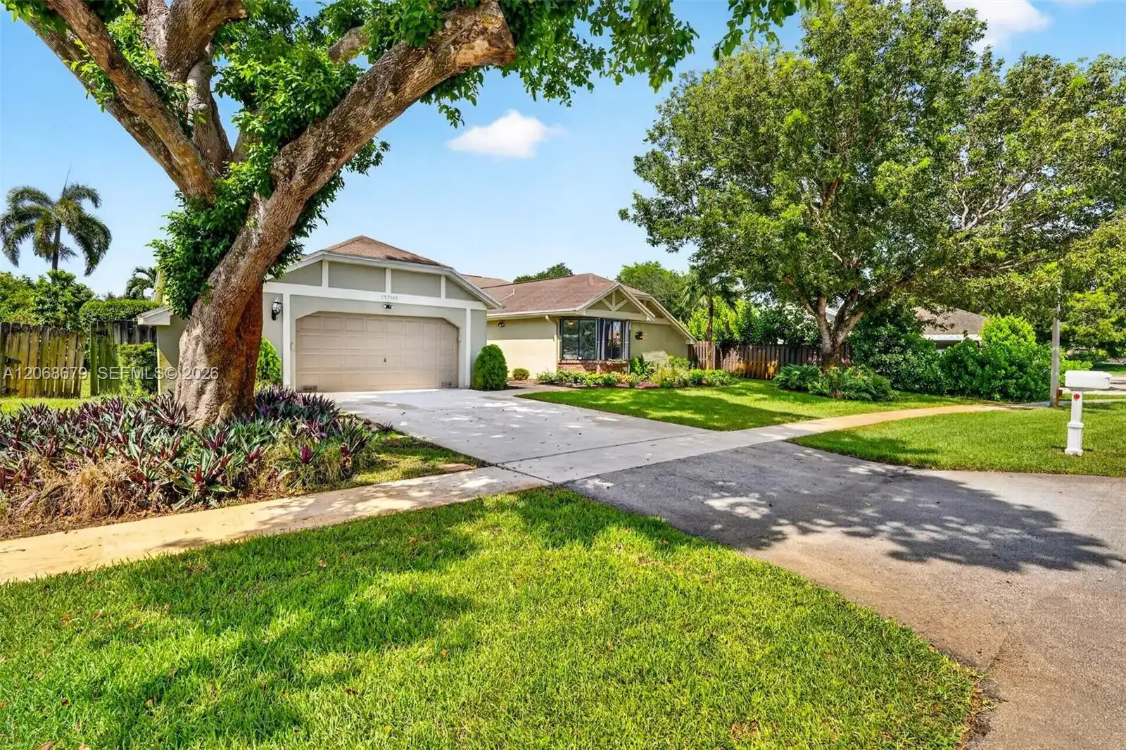 15705 SW 7th Pl, Sunrise FL 33326 photo 3