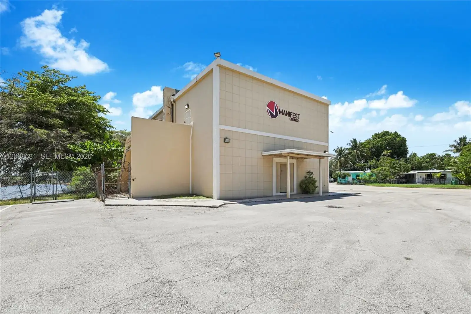 680 Superior St, Opa-Locka FL 33054 photo 4