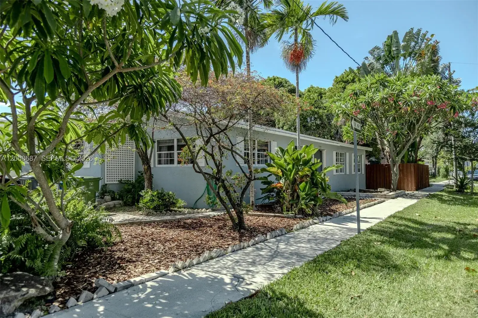 729 NE 2nd Ct # 729, Hallandale Beach FL 33009 photo 4
