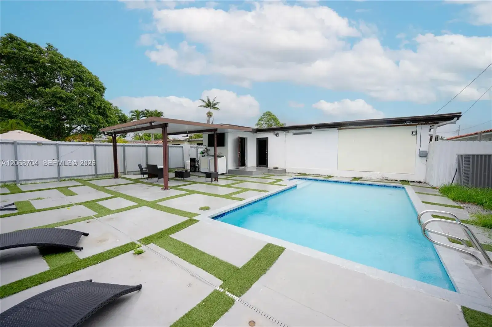 2920 SW 69th Ave, Miami FL 33155 photo 3