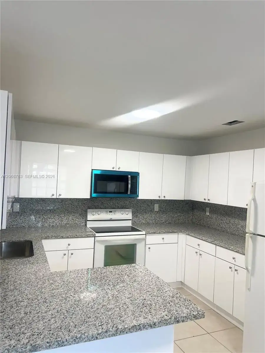 1244 NW 32nd Pl # 1244, Miami FL 33125 photo 3