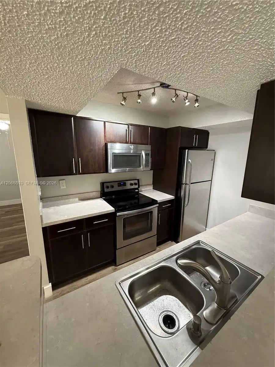 15600 SW 106th Ln # 1007, Miami FL 33196 photo 5