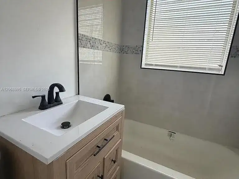 1431 NW 10th Pl, Fort Lauderdale FL 33311 photo 5