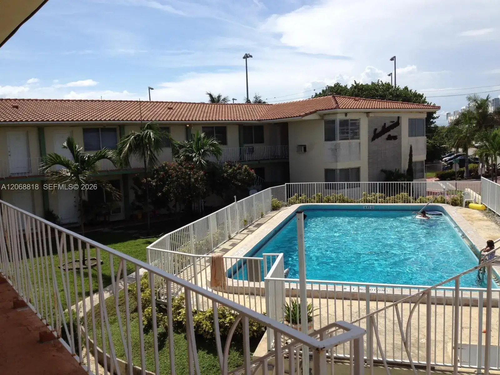 2 S Shore Dr # 15, Miami Beach FL 33141 photo 2