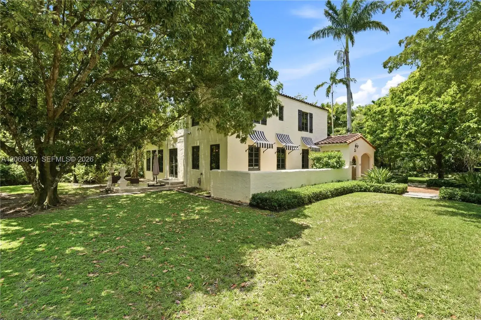 1140 Asturia Ave, Coral Gables FL 33134 photo 2