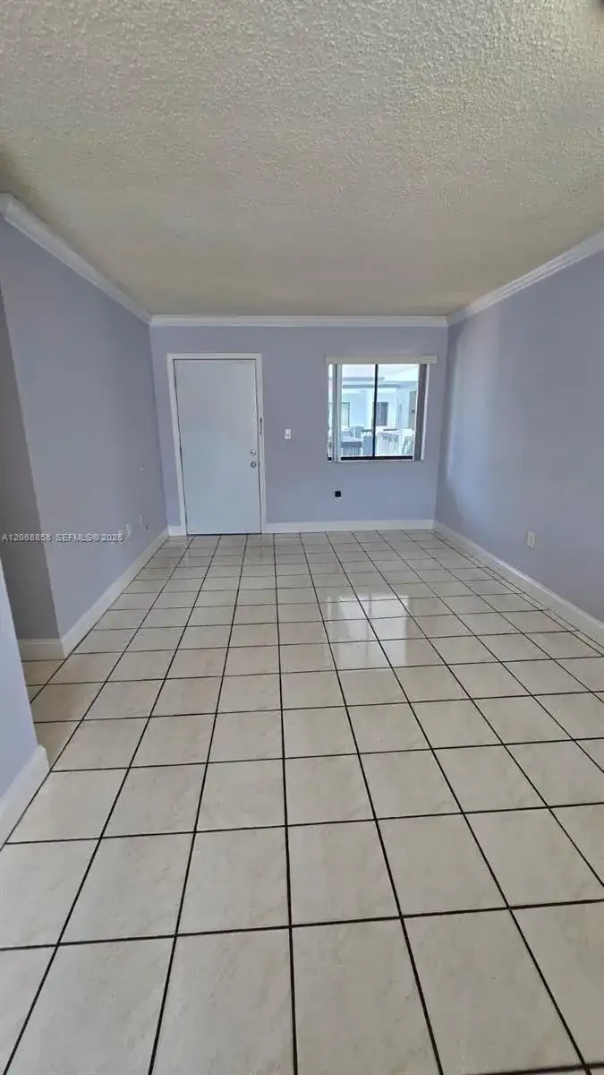 5290 W 21st Ct # 304, Hialeah FL 33016 photo 4