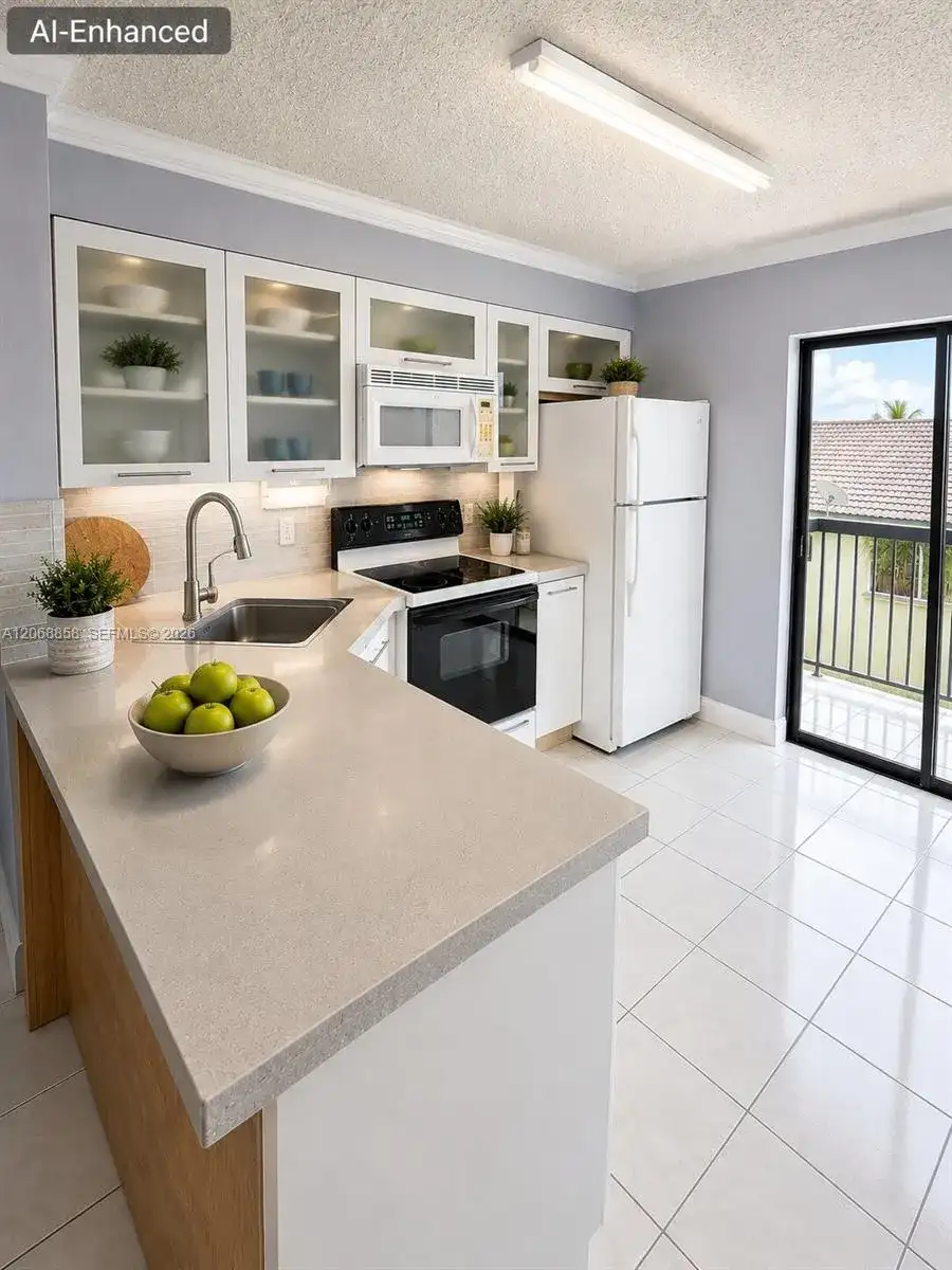 5290 W 21st Ct # 304, Hialeah FL 33016 photo 5
