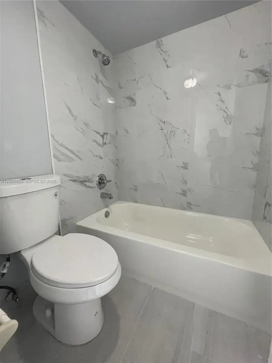 10169 Twin Lakes Dr, Coral Springs FL 33071 photo 3