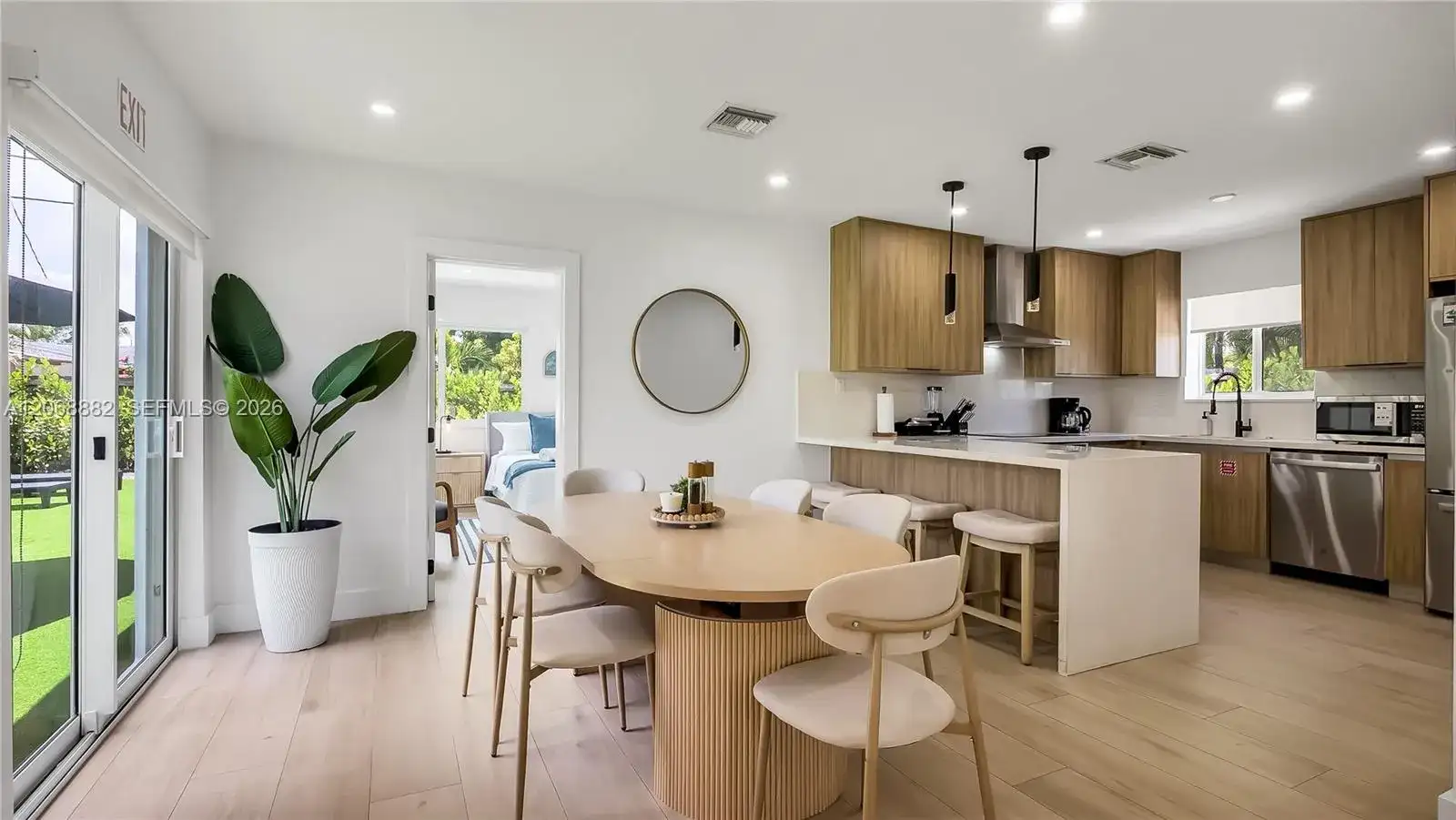 1116 N 31st Ave, Hollywood FL 33021 photo 3